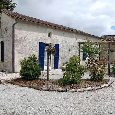 Petite Maison De Charme Les Chats Pitres Casa de Férias